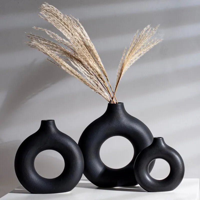 Eramic Nordic Donut Hollow Flower Vase Figurines Interior for Pampas Grass Home Living Room Desktop Decor Object Item