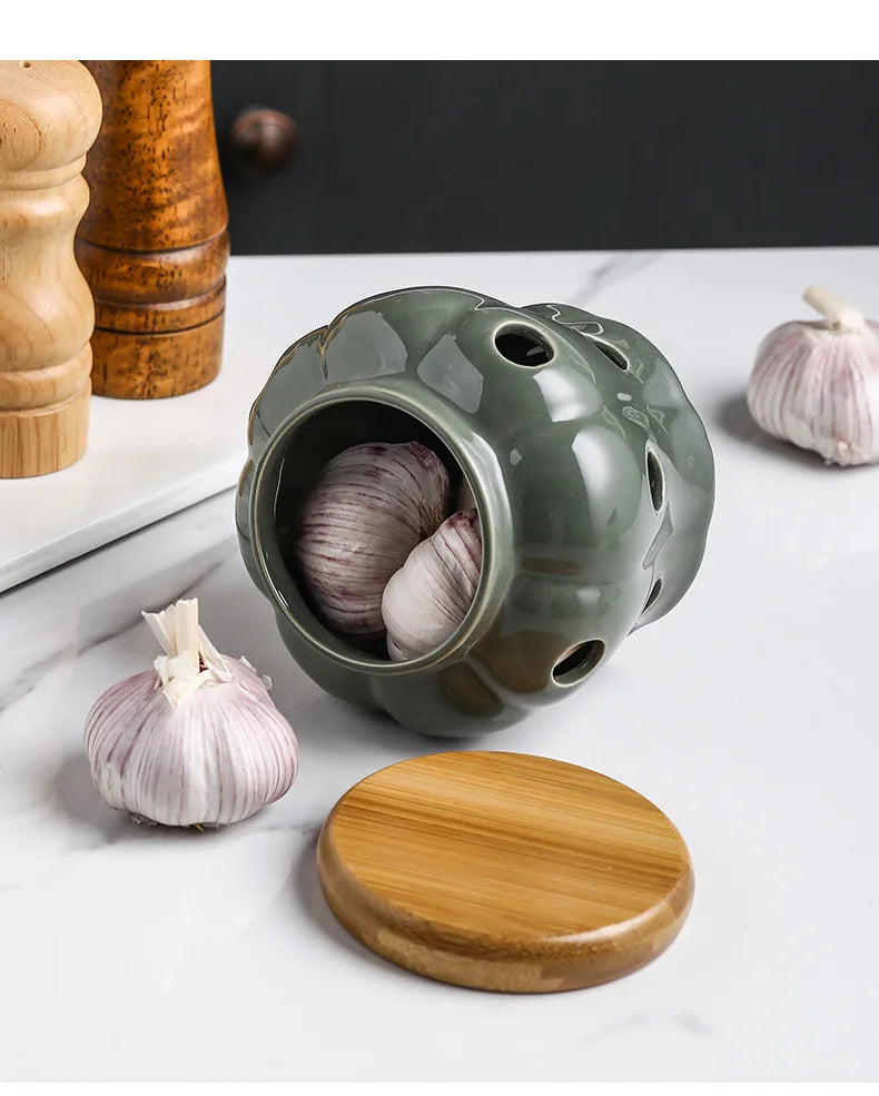 White Ceramic Garlic Storage Jar with Lid Exquisite Hollow Storage Jar Garlic Ginger Jar Candle Lampshade Household Candy Box
