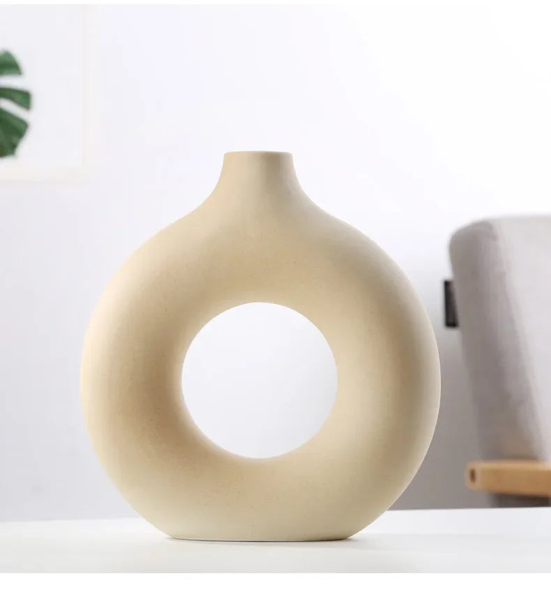 White Ceramic Vase Circular Hollow Donuts Flower Pot