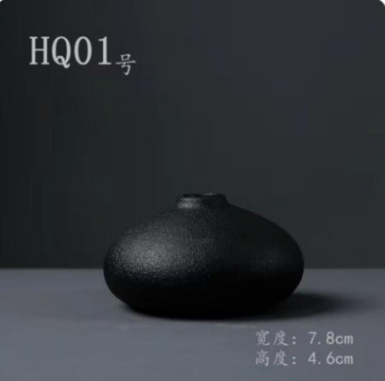 Black Ceramic Small Vase Home Decoration Crafts Desktop Ornament Simplicity Planter Flower Vase for Living Room Garden Decor